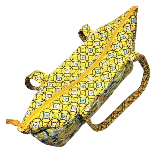 She's Got Baggage Large Yellow Print Multi-Pocket Sunflower Tote Bag - Picture 7 of 16